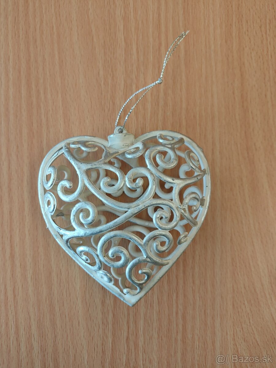 Dekorácie a sviečky - 8