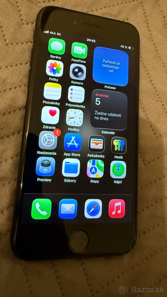 iPhone SE 2020, 64 GB čierny - 8