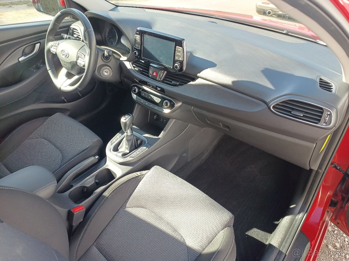 Hyundai i30 1,4 benzin - 8