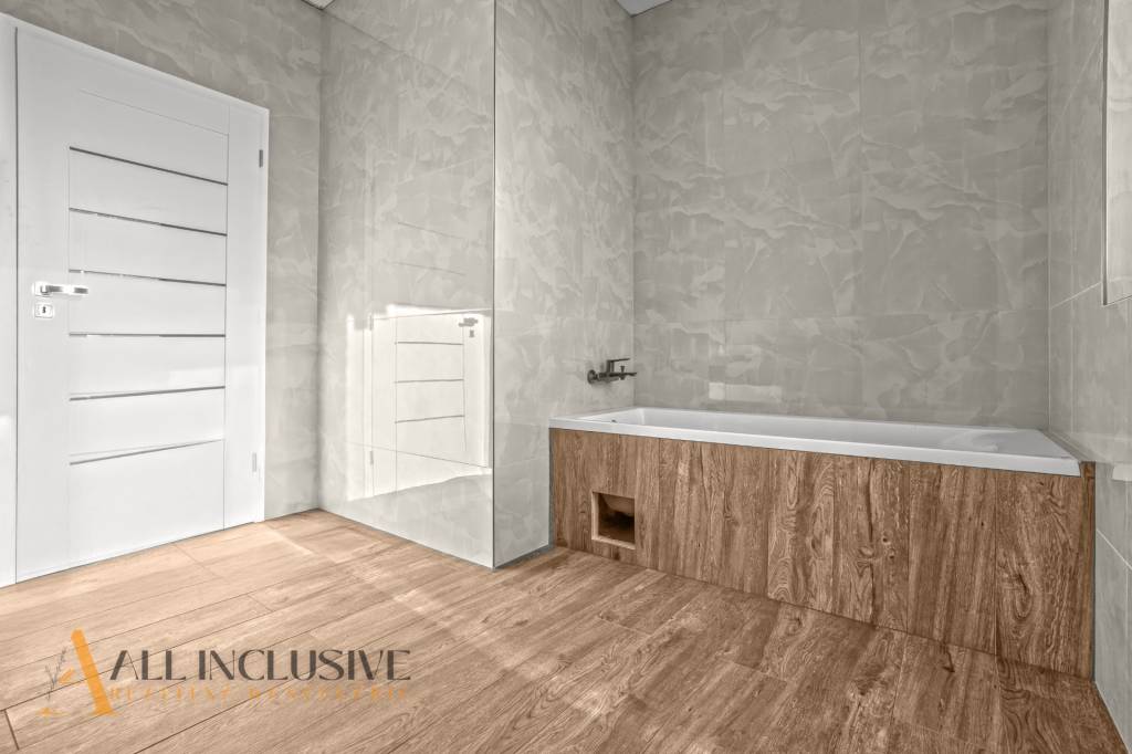 ALL INCLUSIVE I 3 IZBOVÉ BYTY S TERASOU, SO ZÁHRADOU + 2 PAR - 8