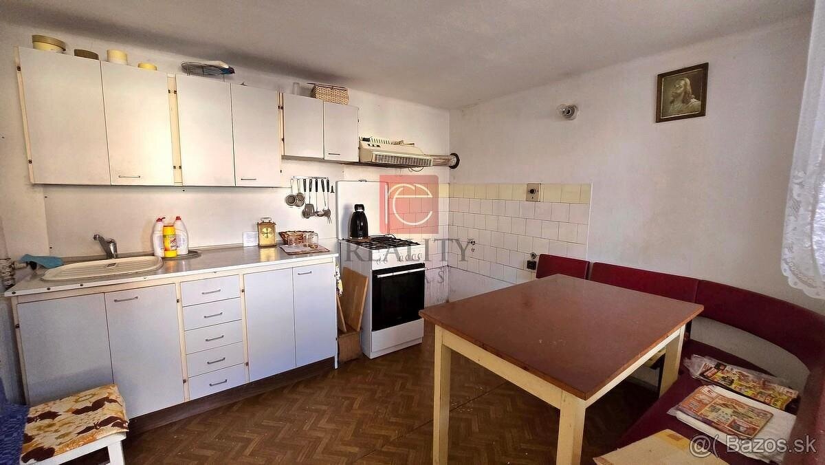 NA PREDAJ rodinný dom , Jarok - 8