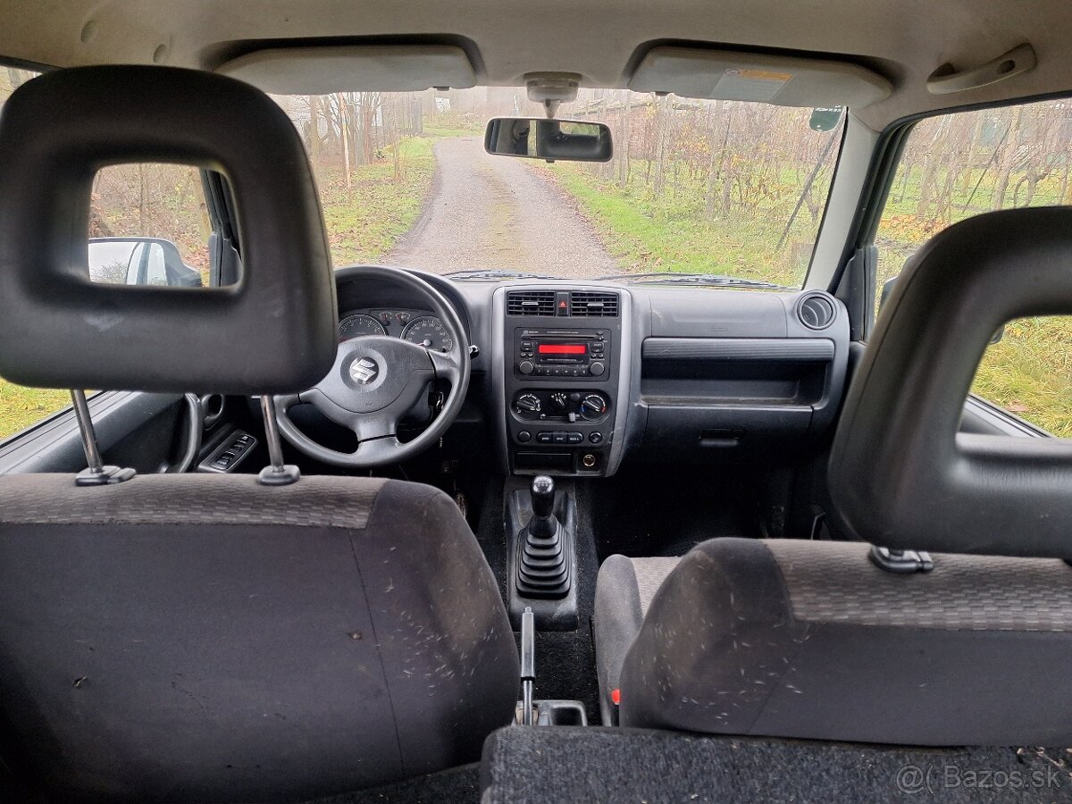 SUZUKI JIMNY 1,3 BENZIN 4X4 ŤAŽNÉ - 8