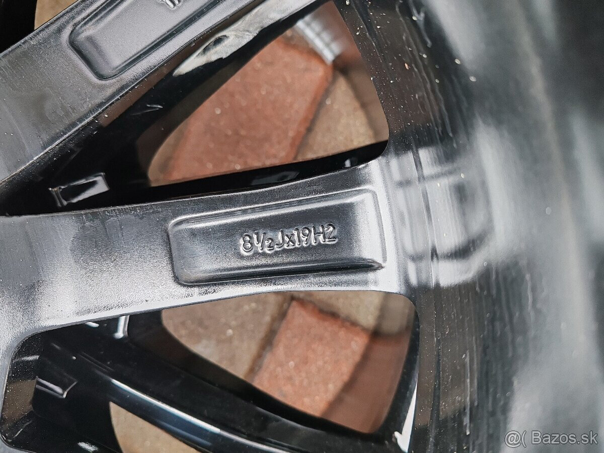 FORD, VOLVO 5X108 - 8