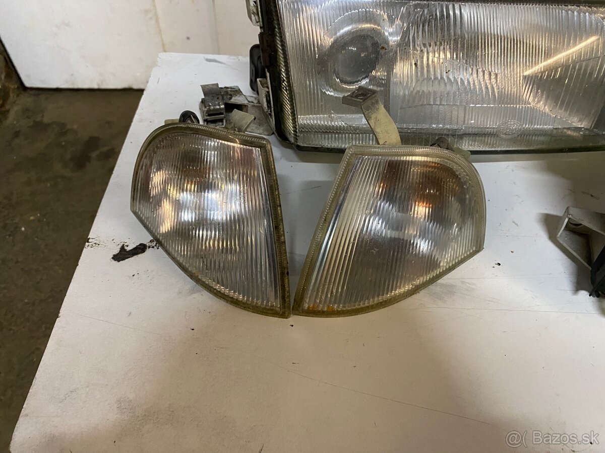 Škoda Octavia 1 svetlá - 8