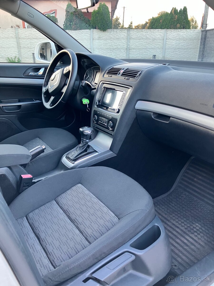 Škoda octavia 2 1.6tdi 77kw - 8