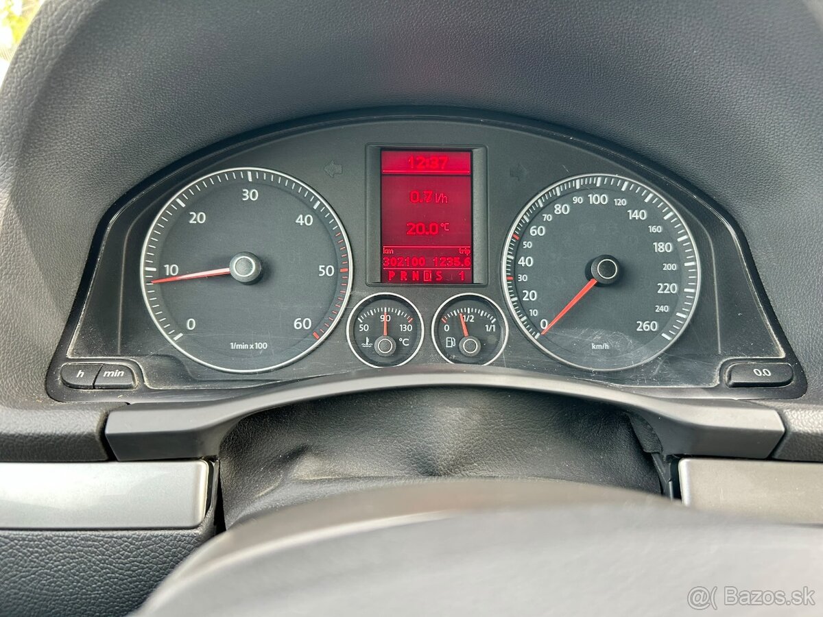 VW Golf 5 2.0 TDI - 8