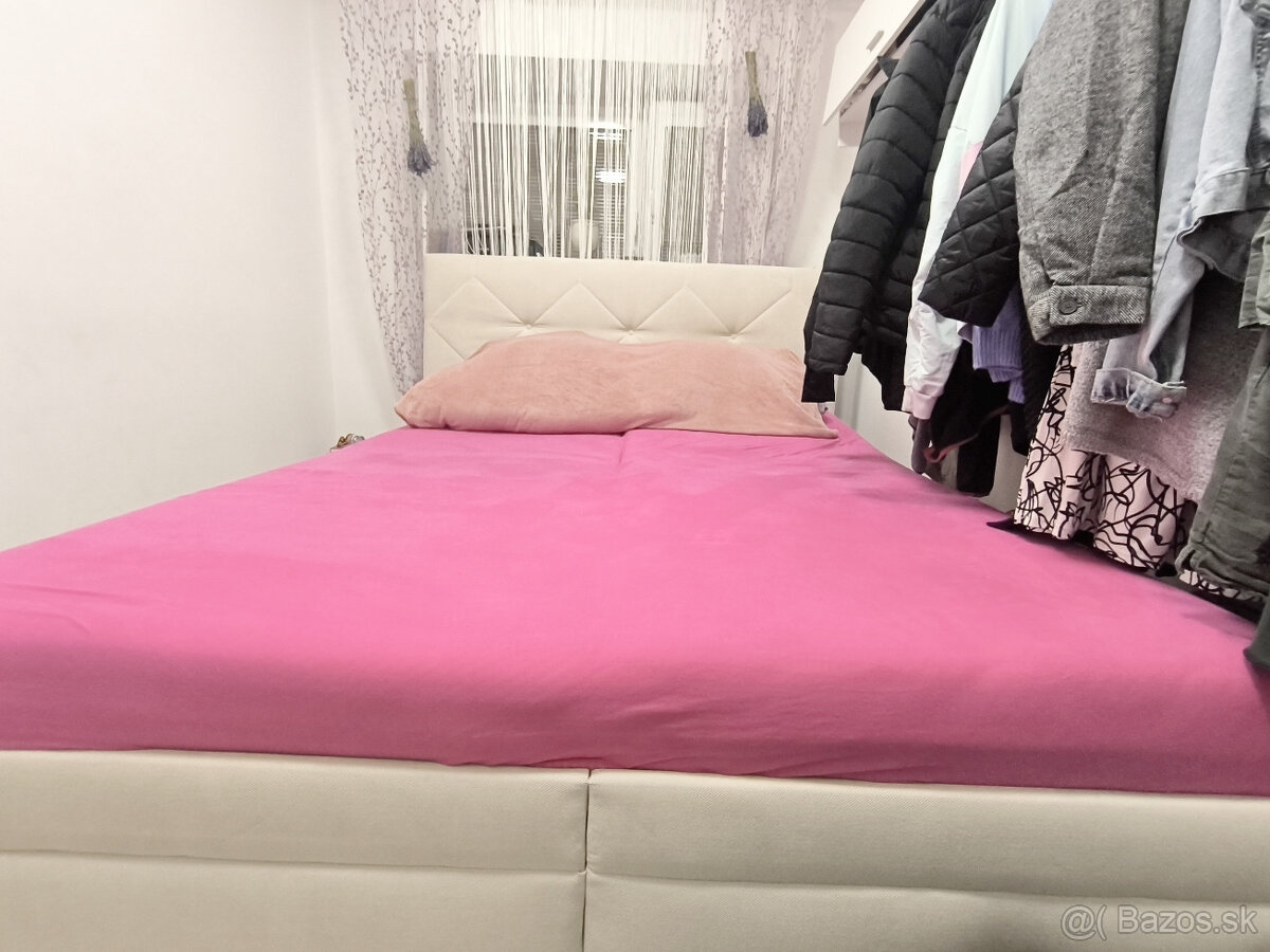 PRENÁJOM: 2IZBOVÝ BYT S VEĽKOU TERASOU - 5 MIN.PEŠO OD BREZN - 8