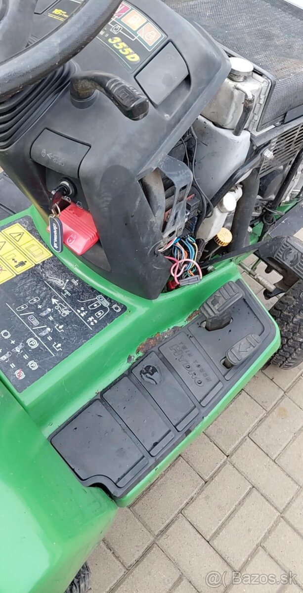 Traktorová kosačka - 8