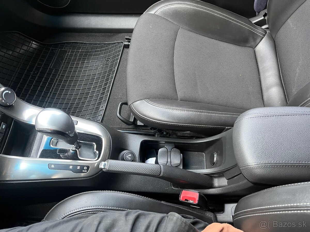 Chevrolet Cruz ST 2.0 diesel 120kw A/T prevodovka 185 000 km - 8