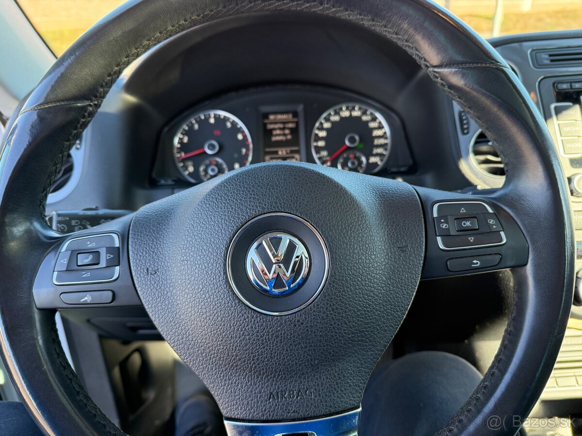 Volkswagen Tiguan 2.0 TSI 4MOTION - 8