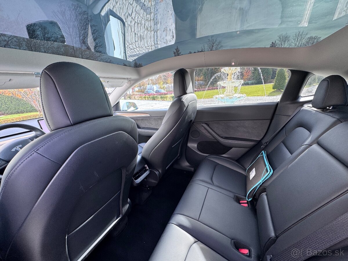 Predám Tesla Model Y Dual motor Long range Zaruka - 8