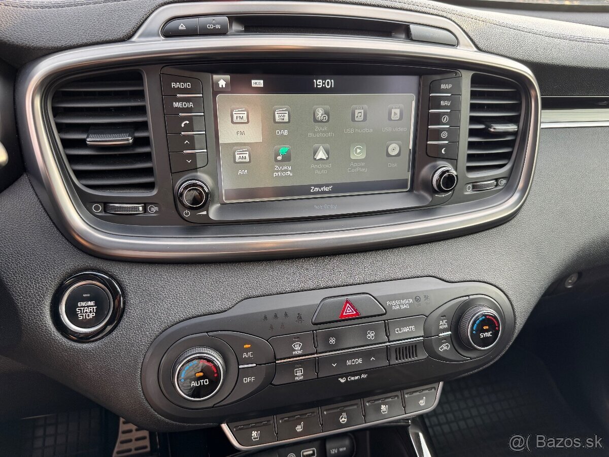 Kia Sorento 2.2 CRDi VGT 4WD 147kw Platinum A/T 7m - 8