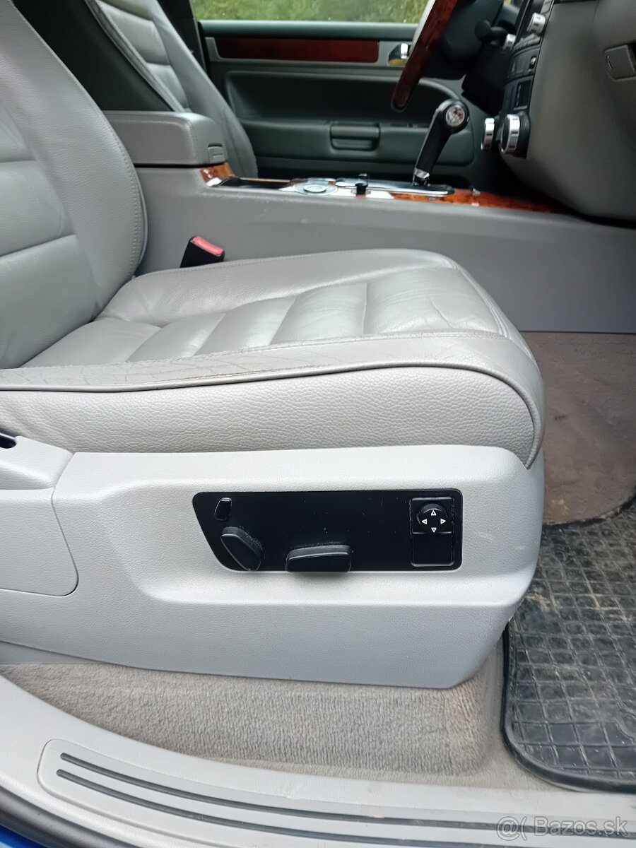 Predám volkswagen tuareg 3.0tdi v6 - 8