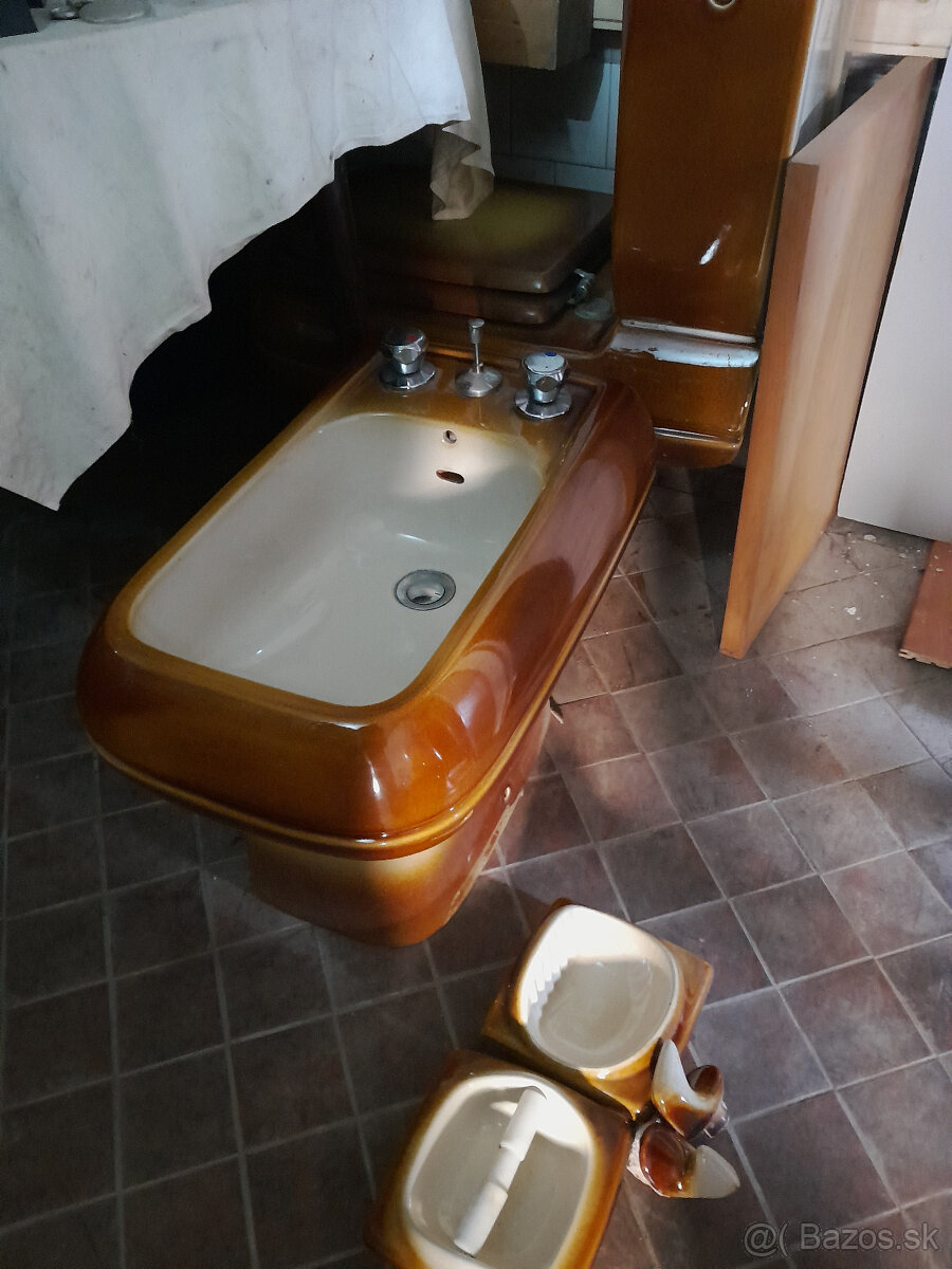 Umyvadlo + WC + bidet - 8