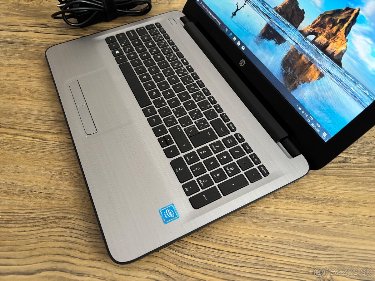 HP/Notebook/4GB RAM DDR4/500GB SSHD/Intel HD 2GB Grafika - 8