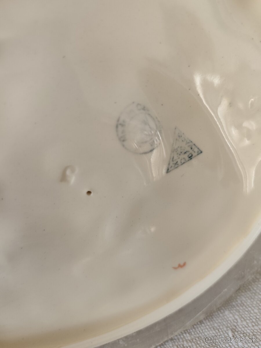 Royal dux dáma so psíkom porcelánová soška - 8