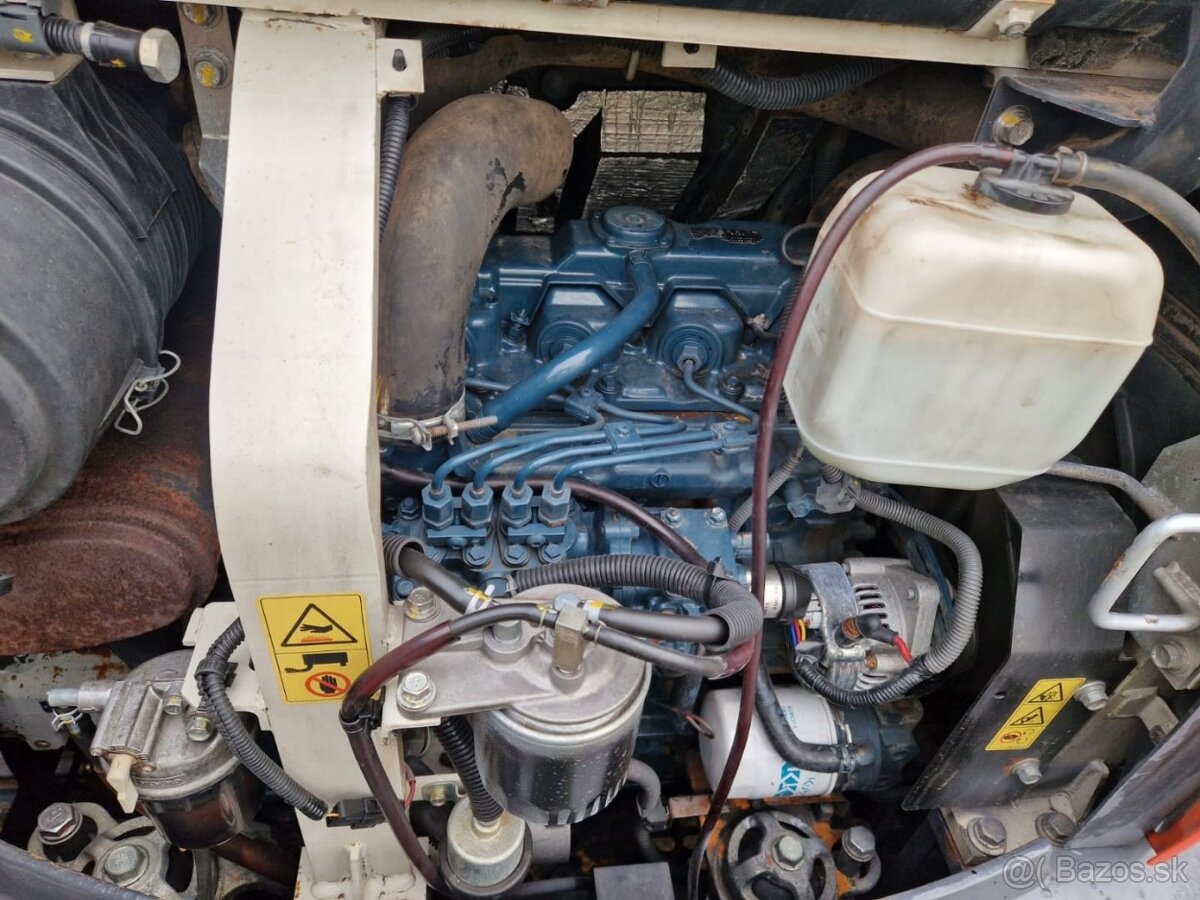 Minibager KUBOTA KX165-5 - 8