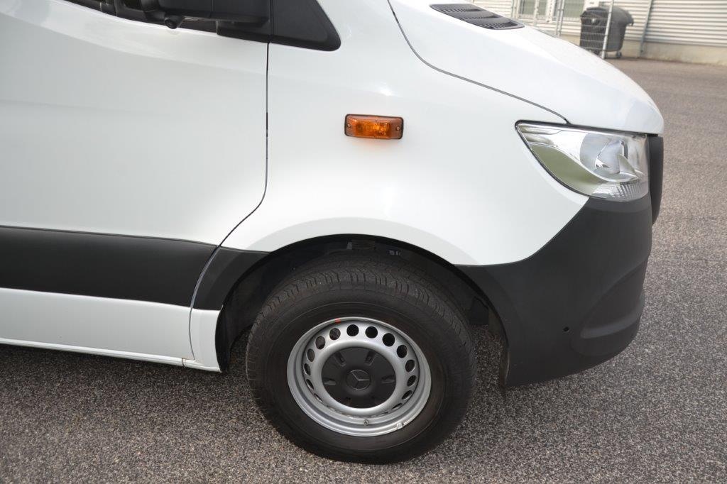 Mercedes-Benz Sprinter 317 CDi XL Facelift , výbava, TOP - 8