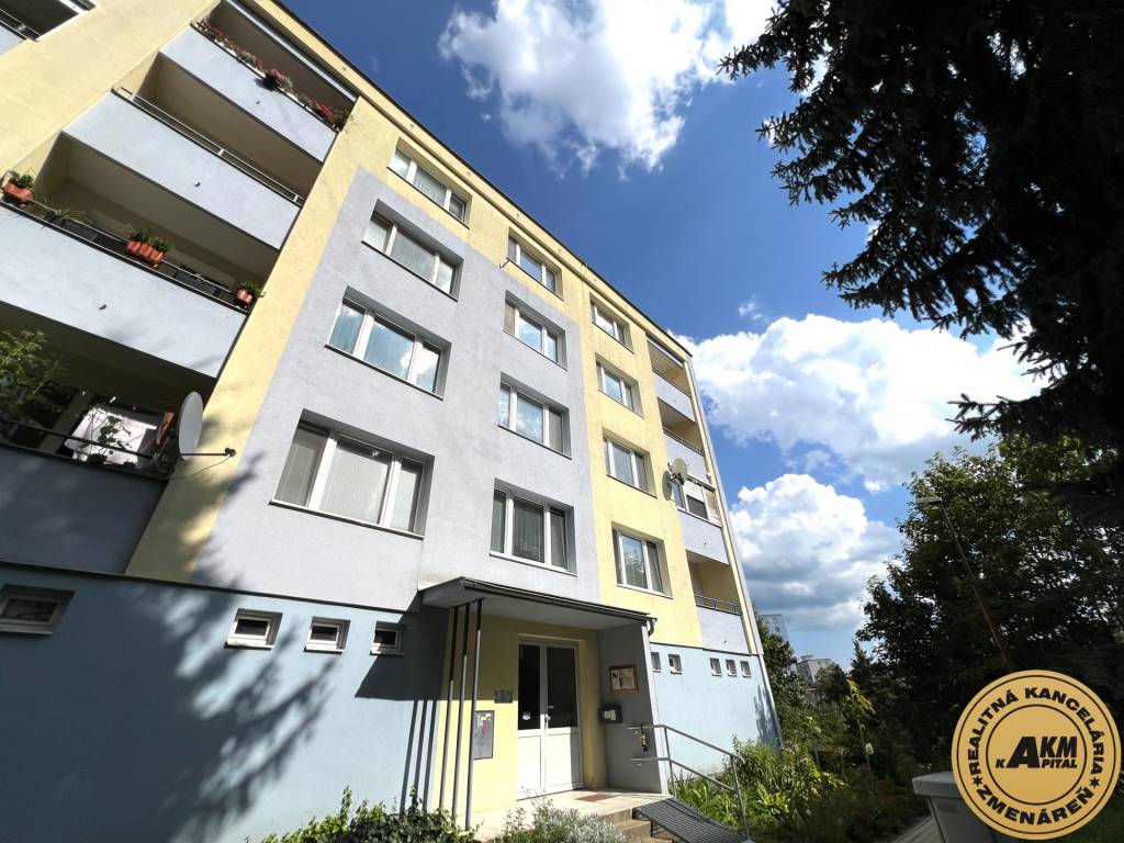 REZERVOVANÝ 3 izbový byt Zvolen - Zlatý potok na predaj - 8