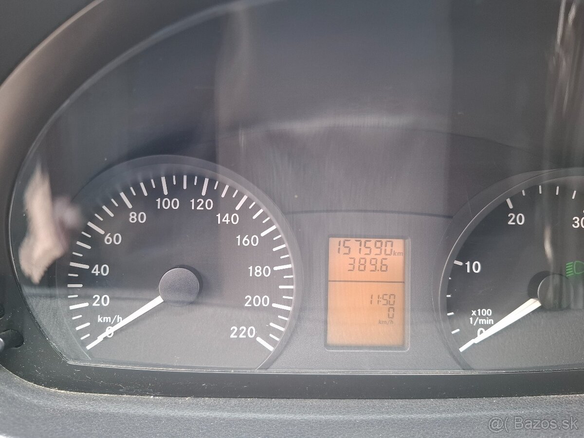 Mercedes vito 110cdi 9 miestne - 8