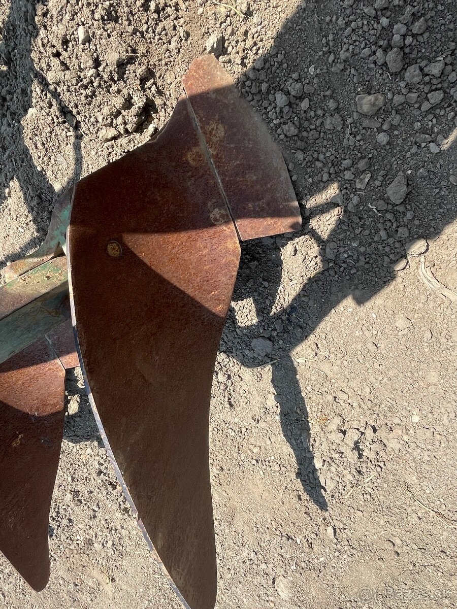 Sejačka Mistral 6000 a 7-radličný pluh - 8