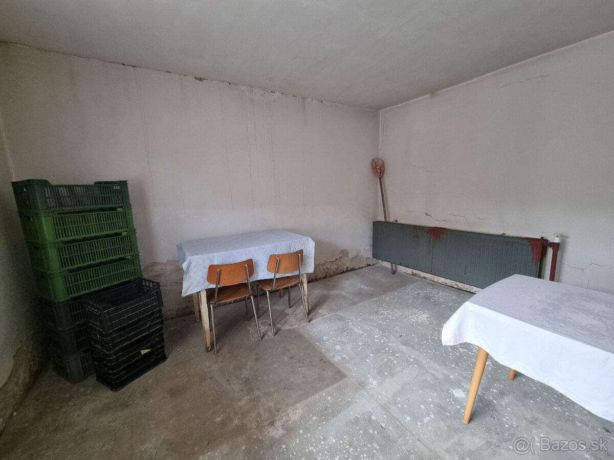 RODINNÝ DOMČEK a POZEMOK 641m2 MYJAVSKÉ KOPANICE - 8