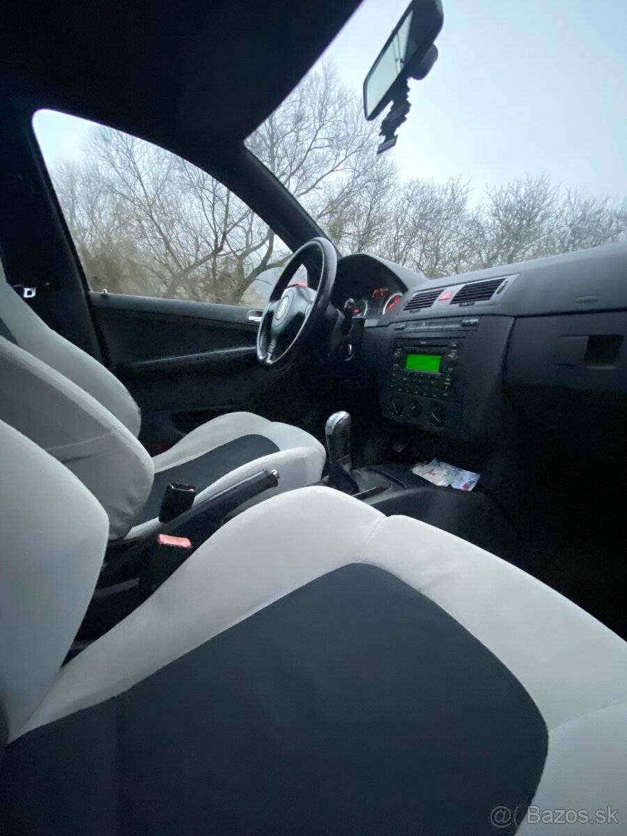 Škoda Fabia RS 1.9 TDI - 8