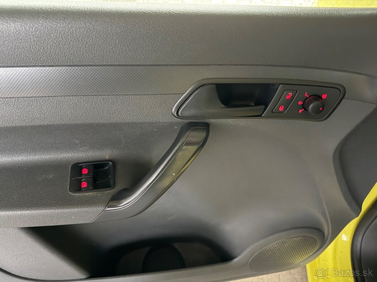 Volkswagen Caddy 1.6 TDI 5 miestna - 8