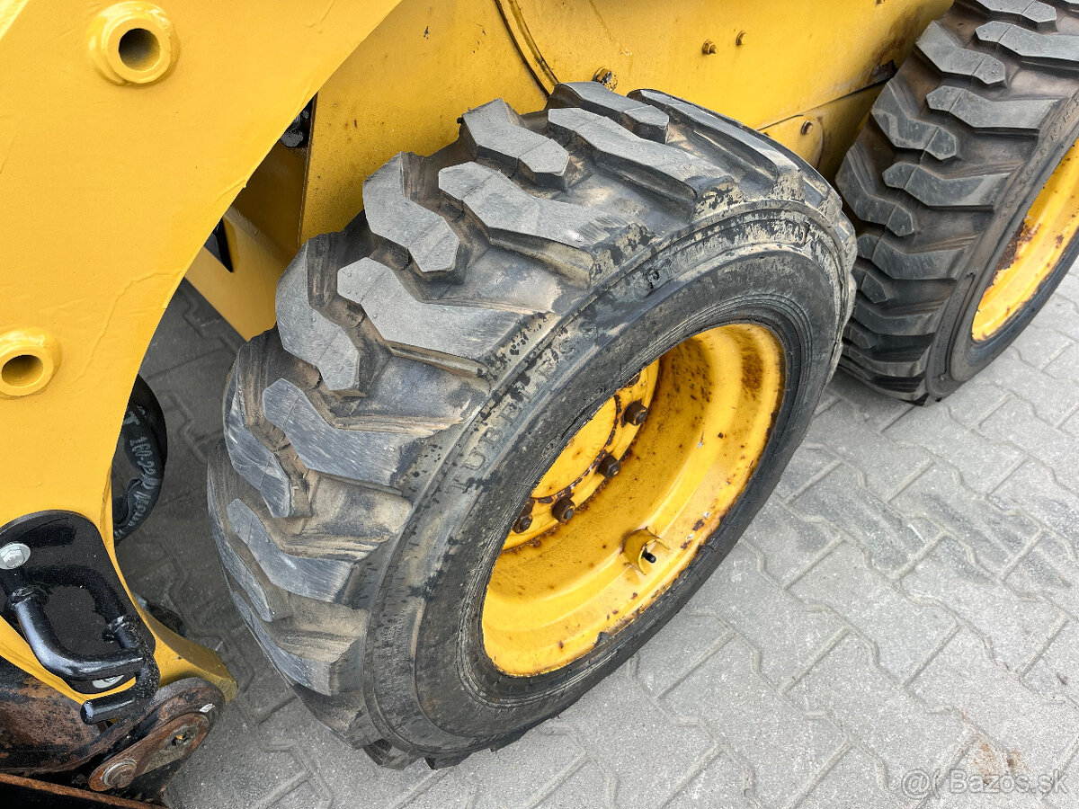 Nakladač smykovy Caterpillar 226B3, Bobcat, JCB, Kramer, UNC - 8