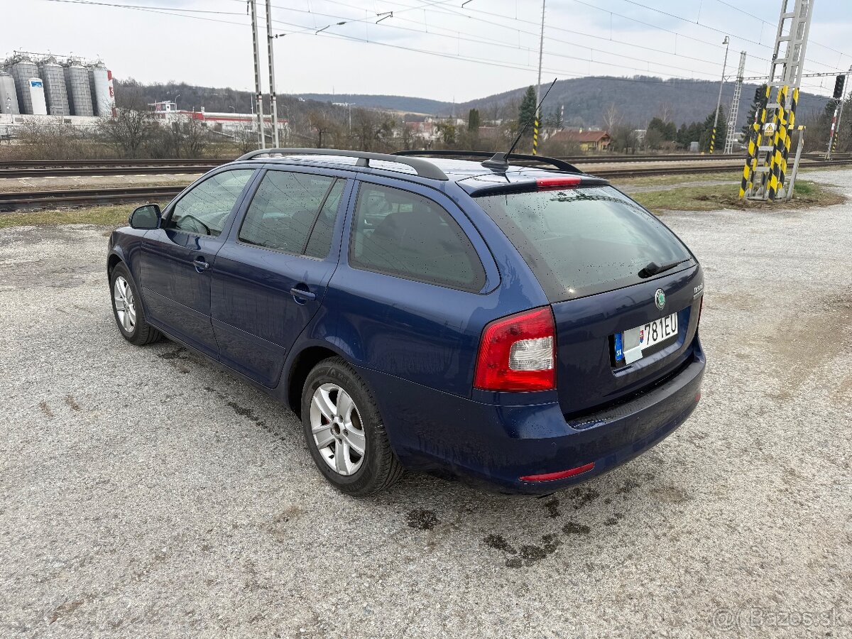 Škoda Octavia 1.6 TDI - 8