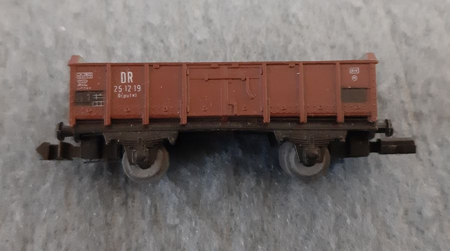 Vláčiky - vozne PIKO N - 8