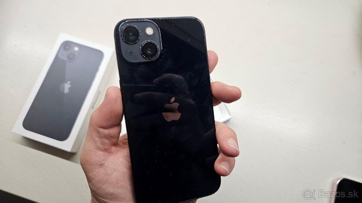 Apple iPhone 13 tmavý 128GB - 8