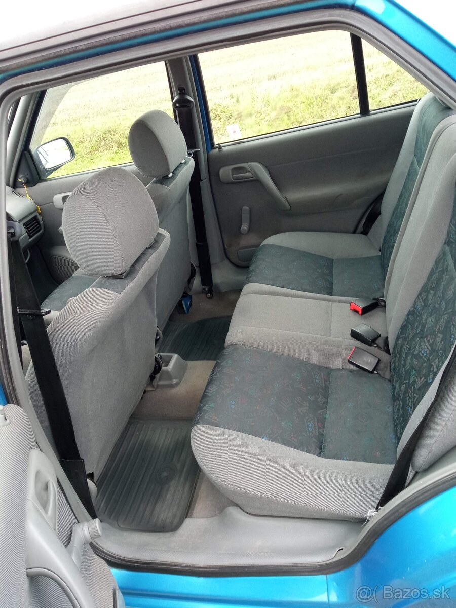 Škoda Felicia LXI 1,3 L,50 KW, r.2000,export, so servom - 8