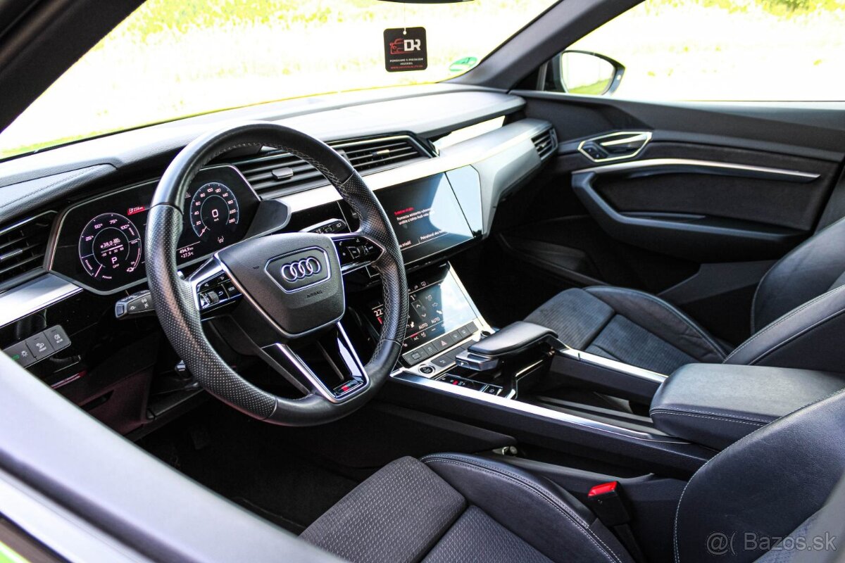 Audi E-tron 55 quattro S line - 8