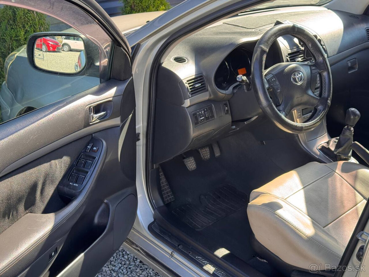 Toyota Avensis 2.0 D-4D - 8