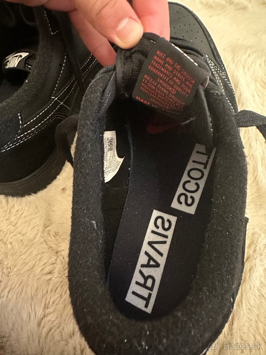 Jordan 1 low travis scott - 8