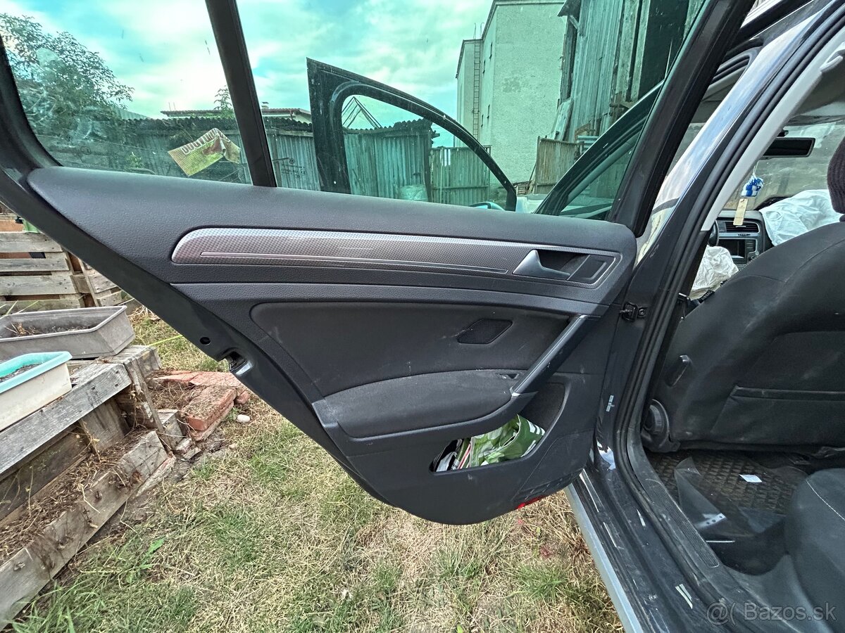 Rozpredám Golf 7 Alltrack - 8