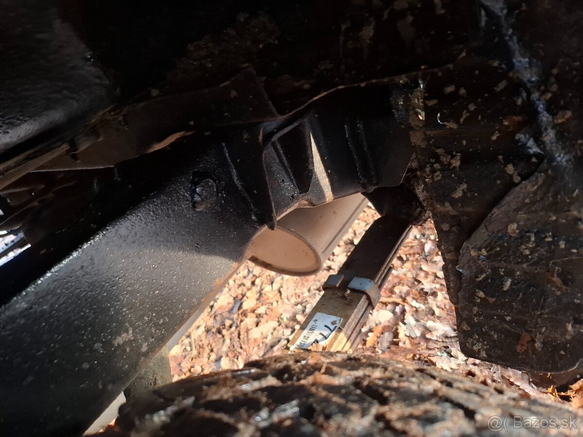 Predám Nissan Navara 2.5 dci - 8