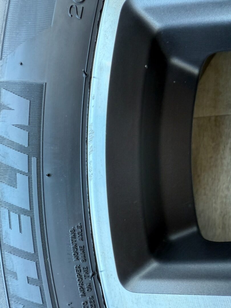 R21 ORIG.ALU KOLA LRRR VELAR 265/45/21 ZÁNOVNÍ - 8