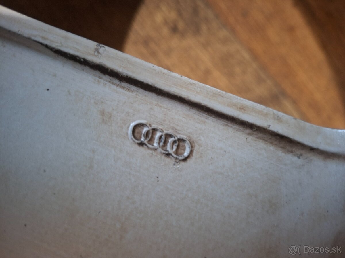 Predám hlinikové disky org.Audi--R18 - 8