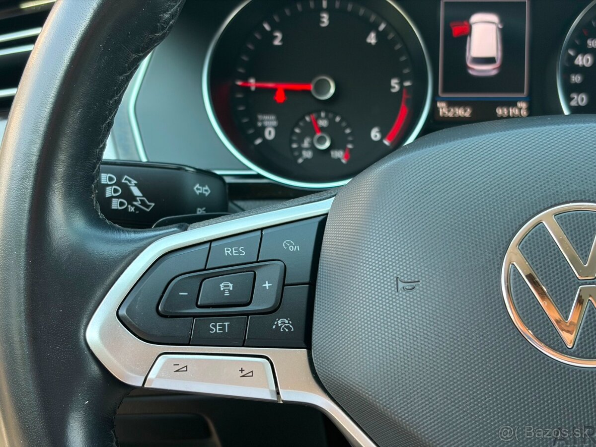 Volkswagen Passat 2023 - 8
