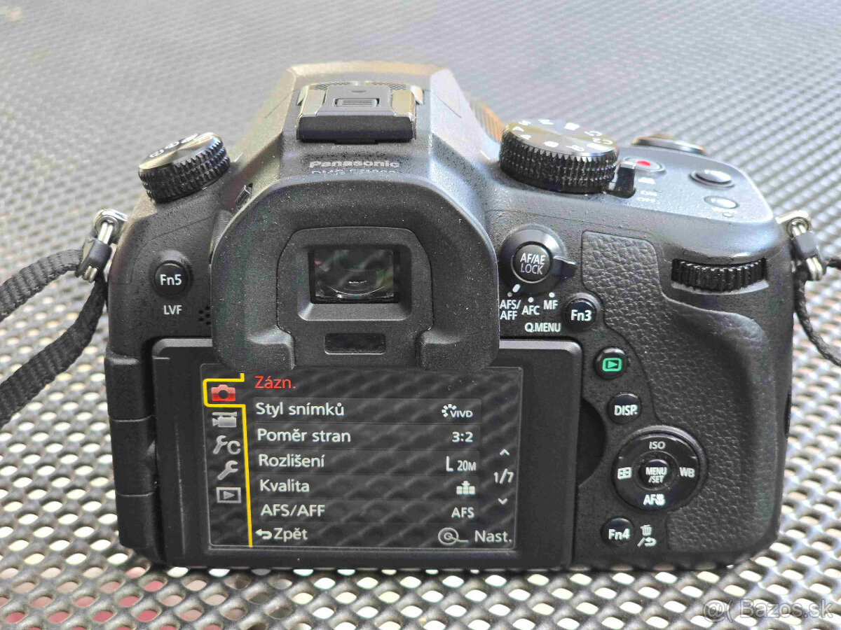 Panasonic Lumix DMC FZ-1000 - 8
