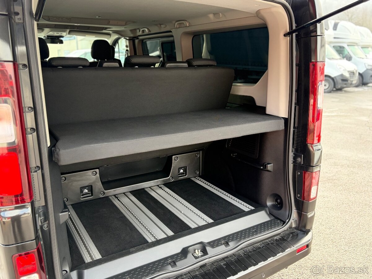 Trafic 7miest SpaceClass - 8