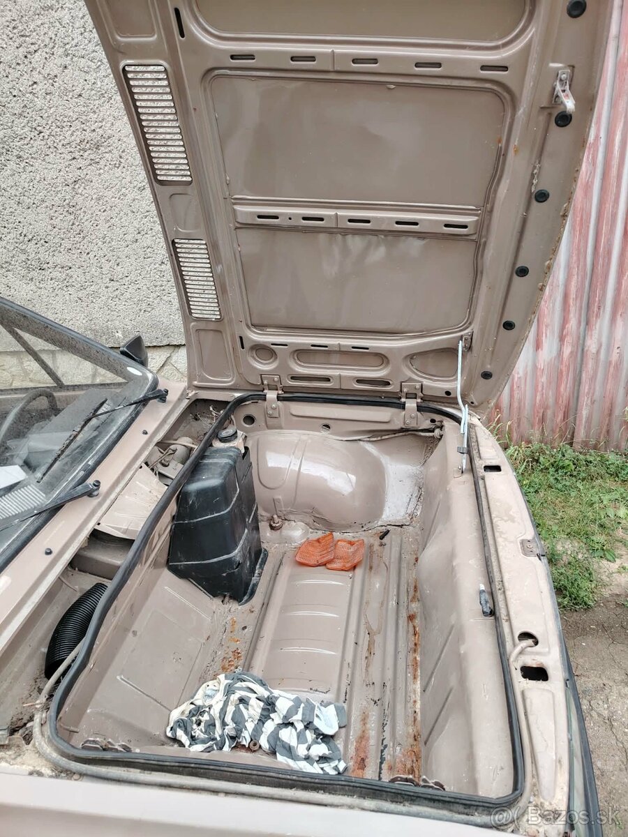 Škoda 120 - 8
