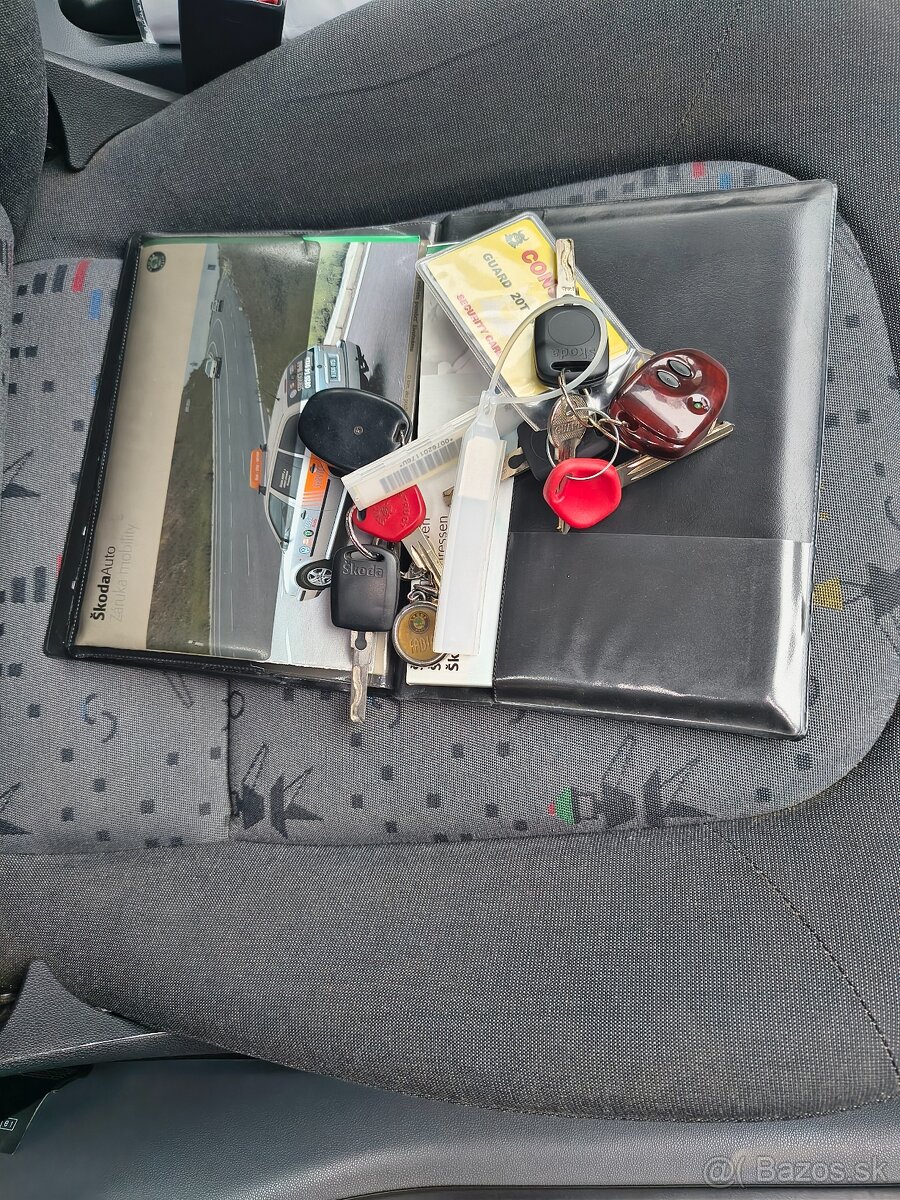 škoda Fabia sedan 1.4 MPI 2001 rok výroby - 8