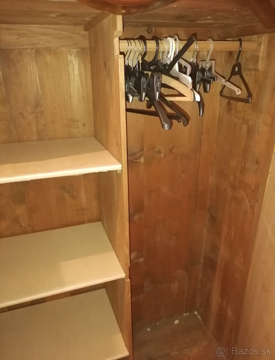 Starožitné skrine. - 8