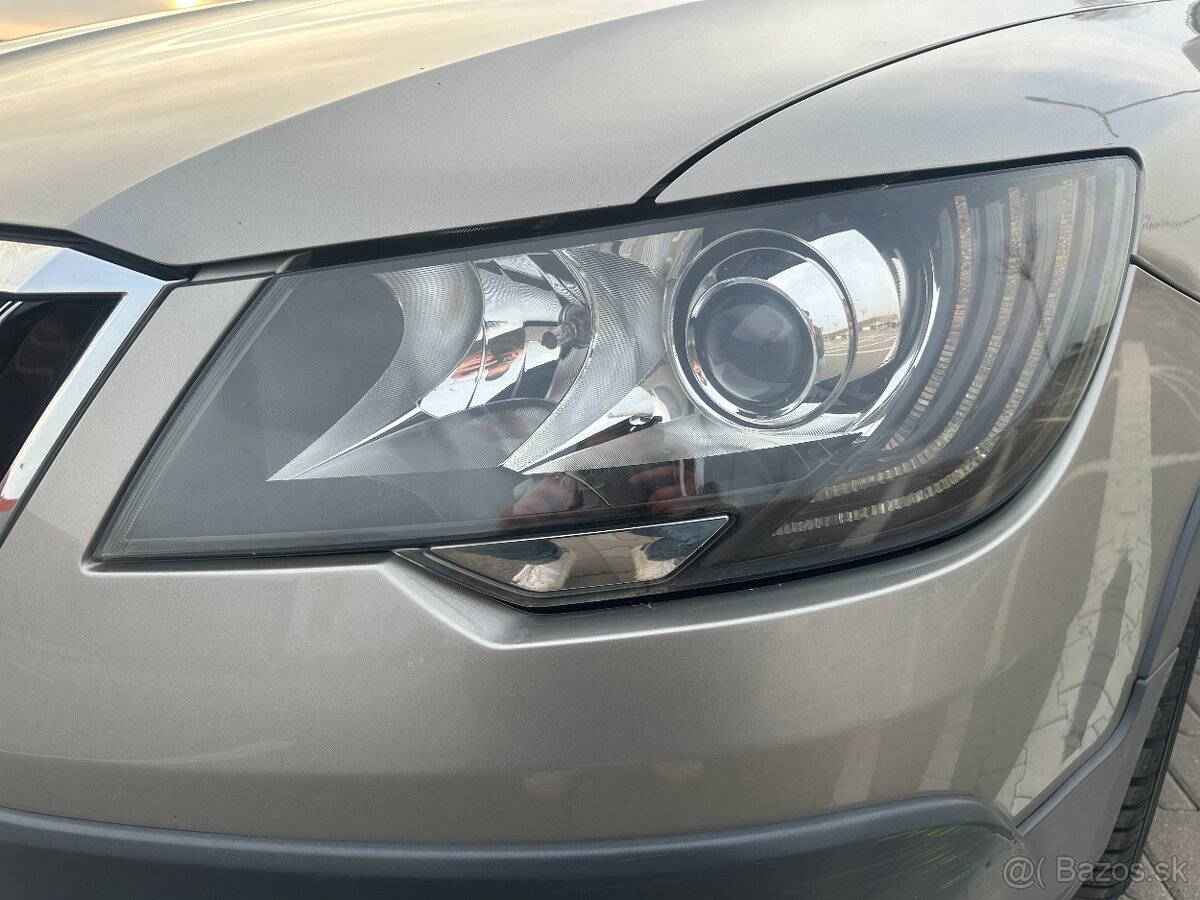 Škoda Superb Combi II 2015 po FL | 1.8TSI - 8