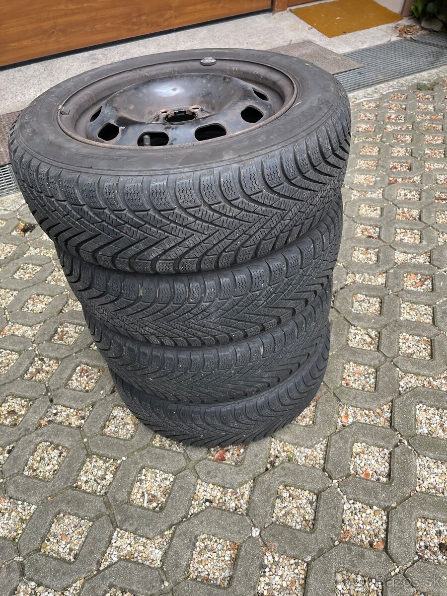 Pirelli Winter Cinturato 185/60 R15 + disky - 8