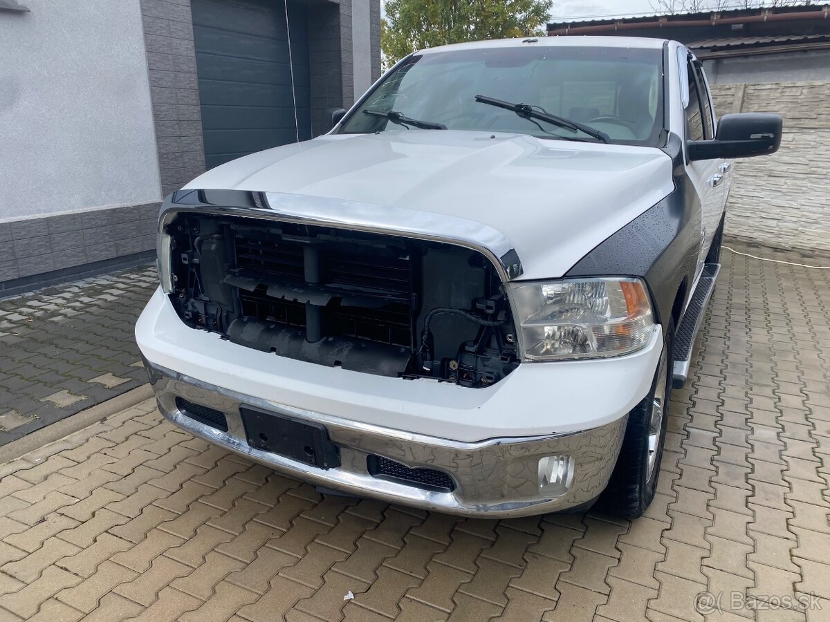 Dodge Ram 5.7 4x4 2014r - startuje i jezdi - dovuz USA - 8