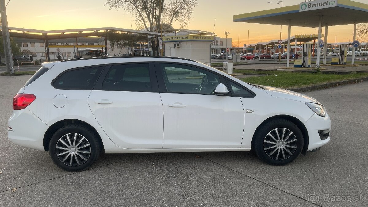 Opel Astra Caravan 1.7 81kW - 8